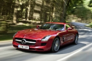 Известна цена Mercedes-Benz SLS AMG
