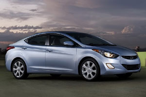 Hyundai Elantra получил премию “Автомобиль года 2012” 