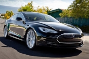 Американцы оснастят электрокар Tesla Model S полным приводом