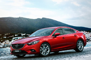 Названы рублевые цены на новый седан Mazda6 