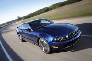 Mustang GT меняет двигатели