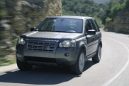 Land Rover обогнал Audi и BMW