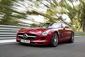 Mercedes-Benz Е-Класса и SLS AMG признаны лучшими автомобилями 2010 года