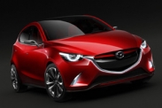 Фото хэтчбека Mazda2 нового поколения