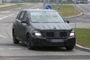 Mercedes тестирует новый B-класс в версии AMG