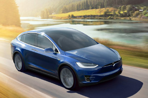 Tesla Motors приступила к продажам самой простой версии кроссовера Model X