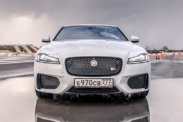 Новый Jaguar XF в России
