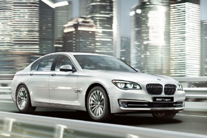 BMW планирует начать продажи “доступной” версии седана 7 серии