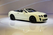 Bentley похвастался своим кабриолетом на автосалоне в Женеве