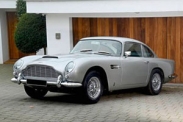 Aston Martin DB5 Джорджа Харрисона выставлен на аукцион 