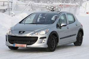 Peugeot обкатывает новый хэтчбек - 301