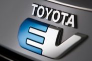 Toyota покажет электрический RAV4 