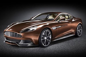 Aston Martin рассекретил приемника суперкара DBS