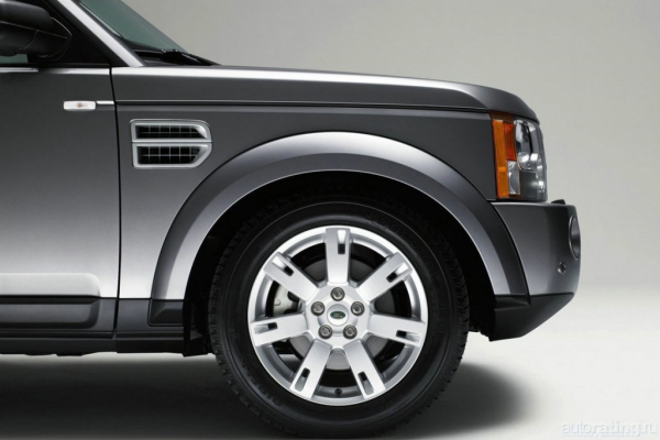 В обществе трехкратного чемпиона / Тест-драйв Land Rover Discovery 3