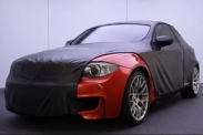 BMW слегка приоткрыла модель M1 