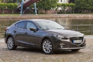 Названы рублевые цены на Mazda 3 нового поколения