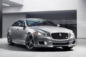 Jaguar привезет в Нью-Йорк “заряженный” седан XJ