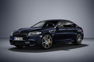 BMW представила 600- сильную версию седана M5