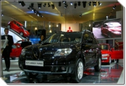 Mitsubishi Motors представила на Парижском автосалоне 3 новинки.