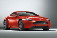 Новый Aston Martin V8 Vantage теперь можно купить в России 