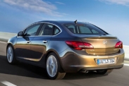 Дебют Opel Astra седан состоится Московском автосалоне