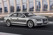 Подробности о Audi S8 нового поколения 