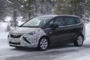 Opel тестирует обновленный Zafira Tourer
