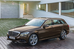 Mercedes-Benz рассекретил новый универсал C-Class