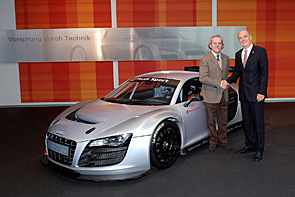 Audi начала поставки Audi R8 LMS клиентам