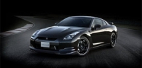 Nissan показал трековую версию суперкара GT-R