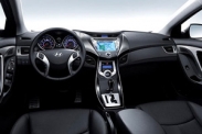 Hyundai Elantra нового поколения показал интерьер 
