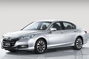 Honda представит гибридный Accord