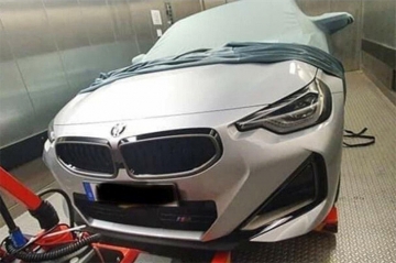 Новая двухдверка BMW 2 серии засветилась в Сети