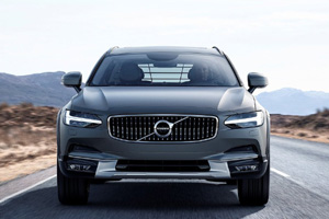 Volvo представила вседорожную новинку V90 Cross Counrty