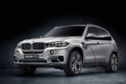 BMW рассекретила гибридный внедорожник X5 eDrive