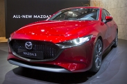 Новая Mazda 3 прибудет в РФ со старыми моторами