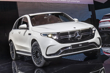 Электрический Mercedes-Benz EQC привезут в Россию