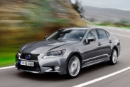 Lexus не намерен производить свои автомобили в Китае