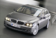 Роскошь и элегантность: 30 лет BMW 7 серии