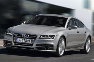 Audi назвала цены на “заряженные” модели S6, S6 Avant и S7 