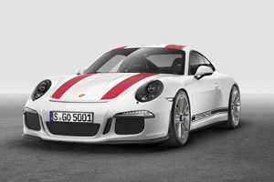 Лимитированную версию Porsche 911R показали в Женеве