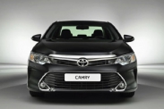 Toyota Camry рассекретили до Московского автосалона