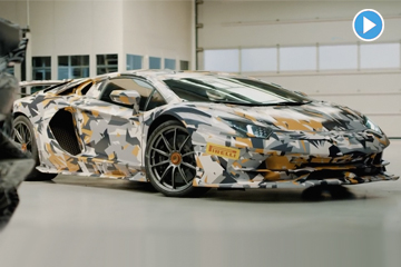 Видео: Lamborghini Aventador SVJ
