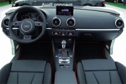 Audi представила интерьер нового A3
