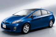Toyota выпускает ограниченную партию Plug In Prius