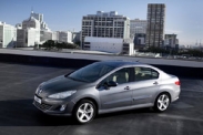 Возможно, седан Peugeot 408 будет доступней хэтчбека 308 