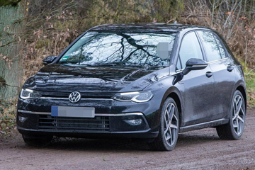 Восьмой Volkswagen Golf: новые фото без камуфляжа