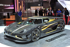 Koenigsegg украсил золотом свой суперкар