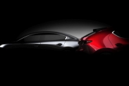 Mazda анонсировала премьеру новой «трешки»