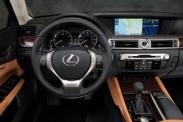 Новый Lexus GS получил огромный многофункциональный дисплей 